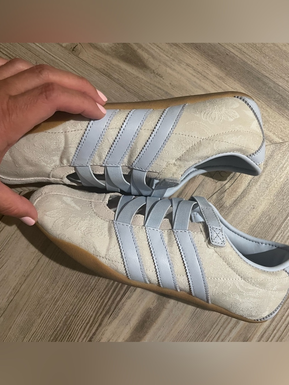 Adidas Tokyo MJ x Liberty London - Picture 13 of 13